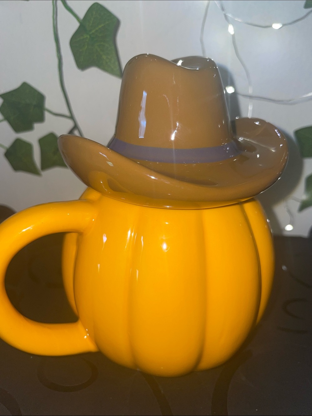 Halloween Pumpkin Ceramic Mug with Brown Hat Lid - Orange - Picture 2 of 4